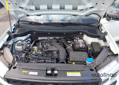 2024 Volkswagen Taos 1.5T Se Black from USA, damaged, VIN 3VVLX7B28RM130409